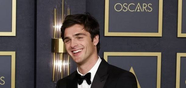greg hayes and jacob elordi